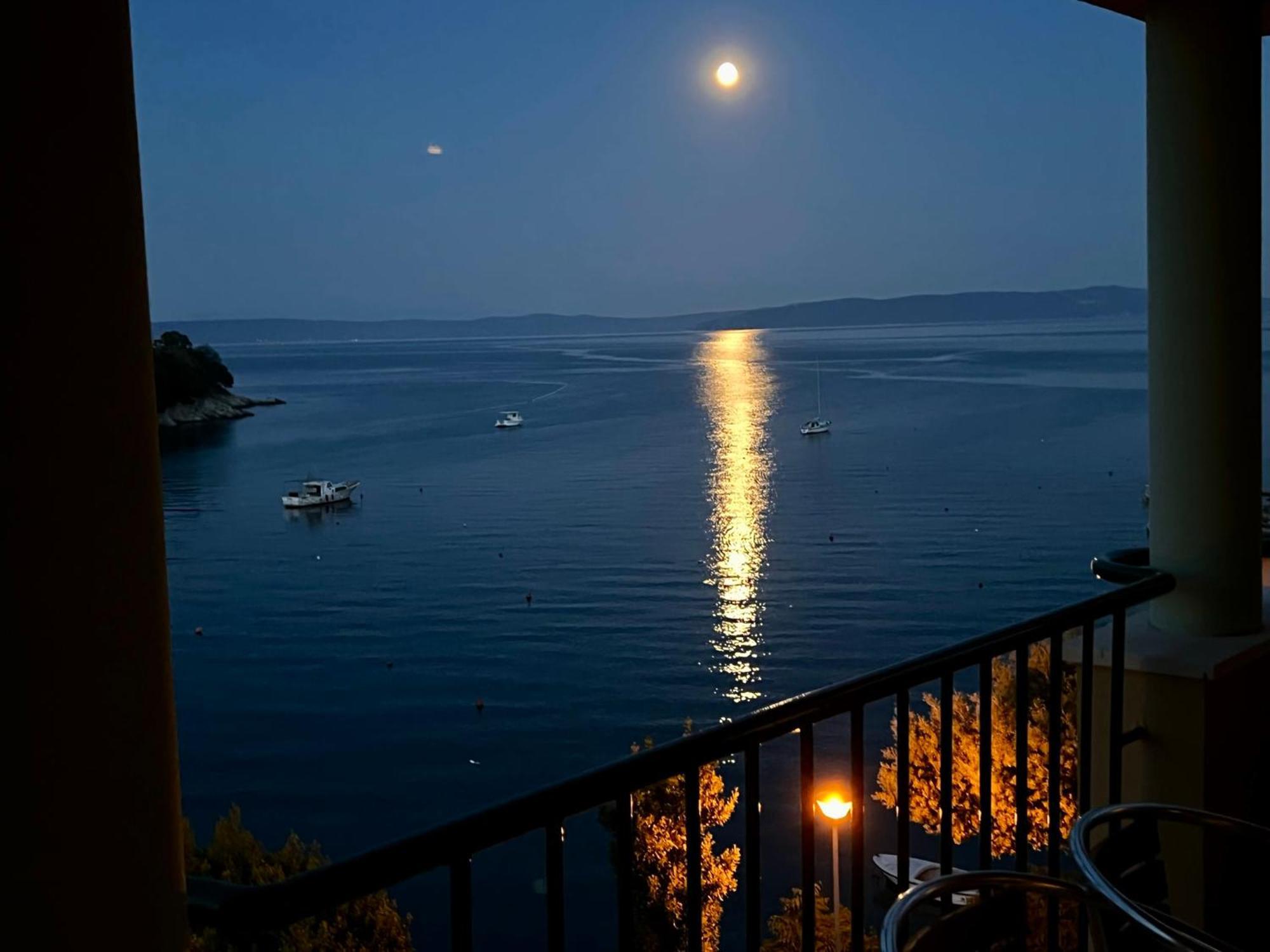 Villamar Beachfront Apartments With Free Private Parking Rabac Dış mekan fotoğraf